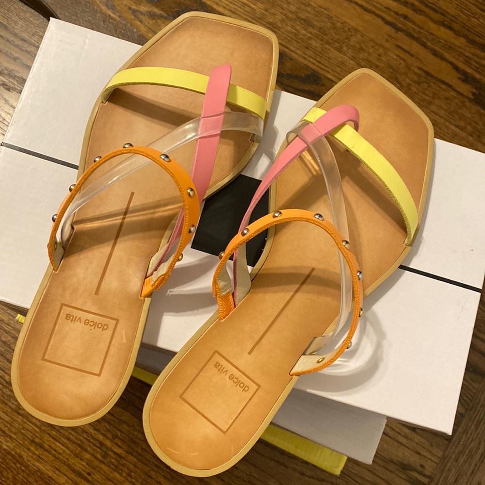 Sandal